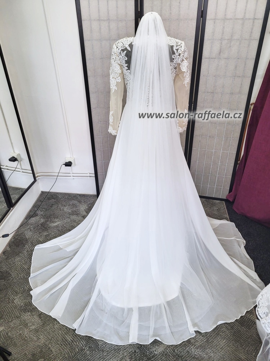 Dlouhý jednoduchý závoj