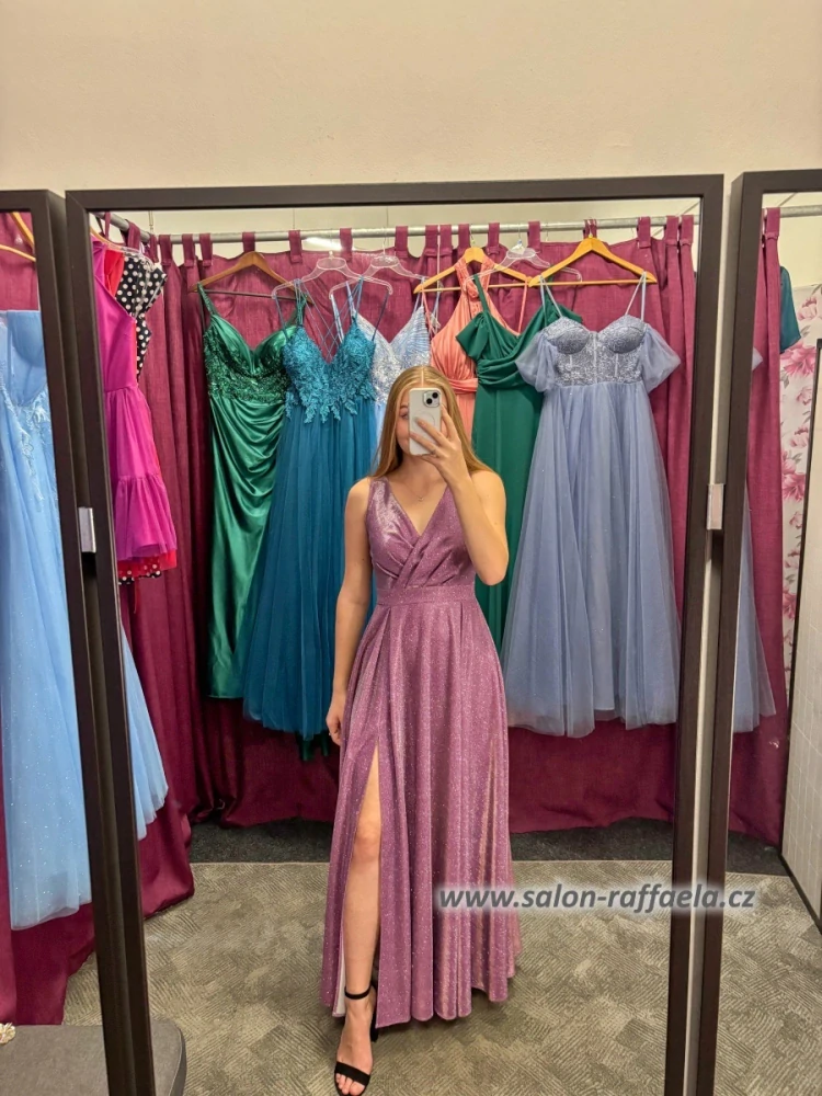 Fialkové třpytivé šaty Tain II s rozparkem (vel. 36)