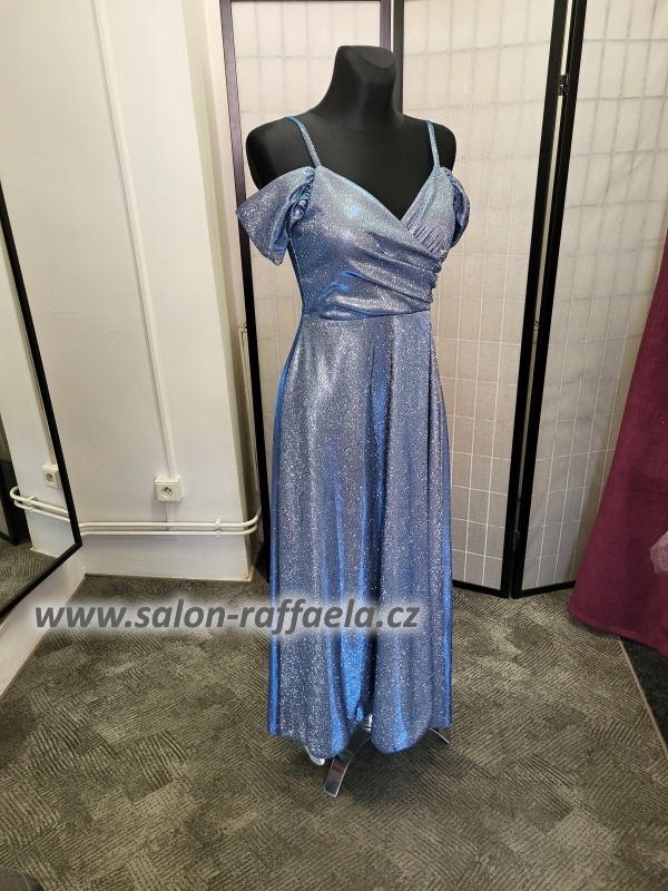 Třpytivé šaty se spadlými rameny a rozparkem Trin III (vel. 34)