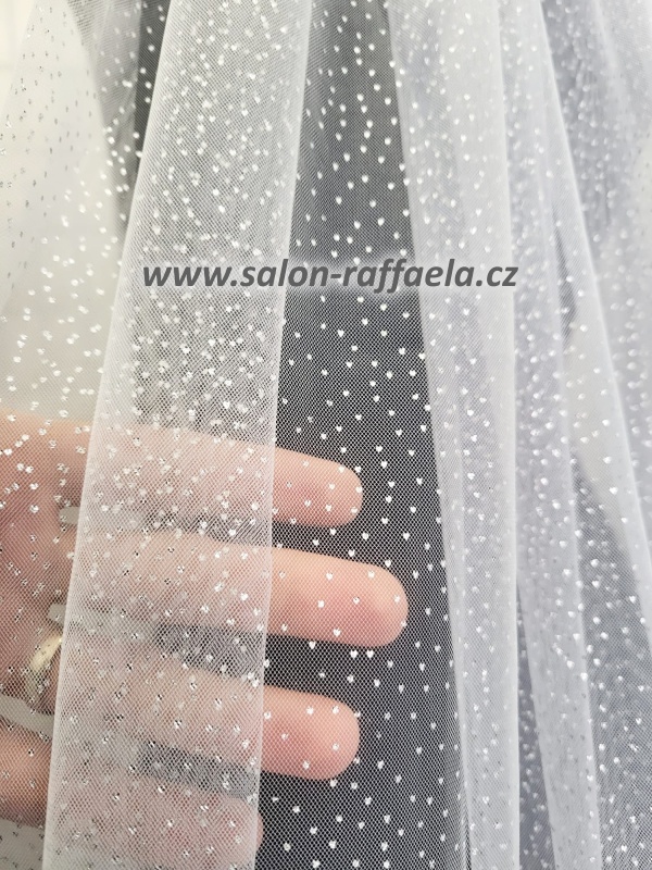 Třpytivý dlouhý závoj