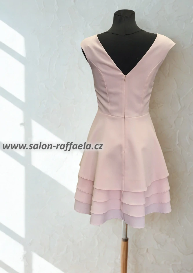 Béžové šaty Kelly s prodlouženým zadním dílem (vel. 36)