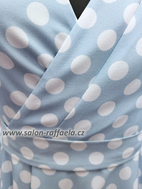 Šaty Retro 105 s bílými velkými puntíky a podšitou sukní (vel. 36)