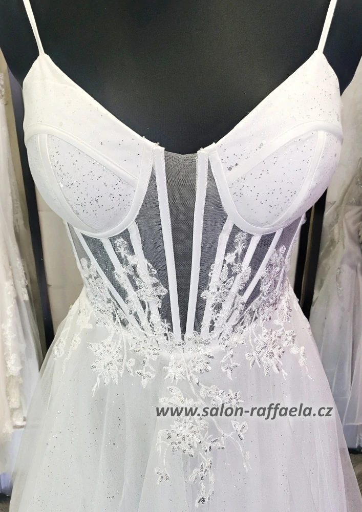 Svatební šaty s třpytivou sukní a šněrováním Sarnen (vel. 34)