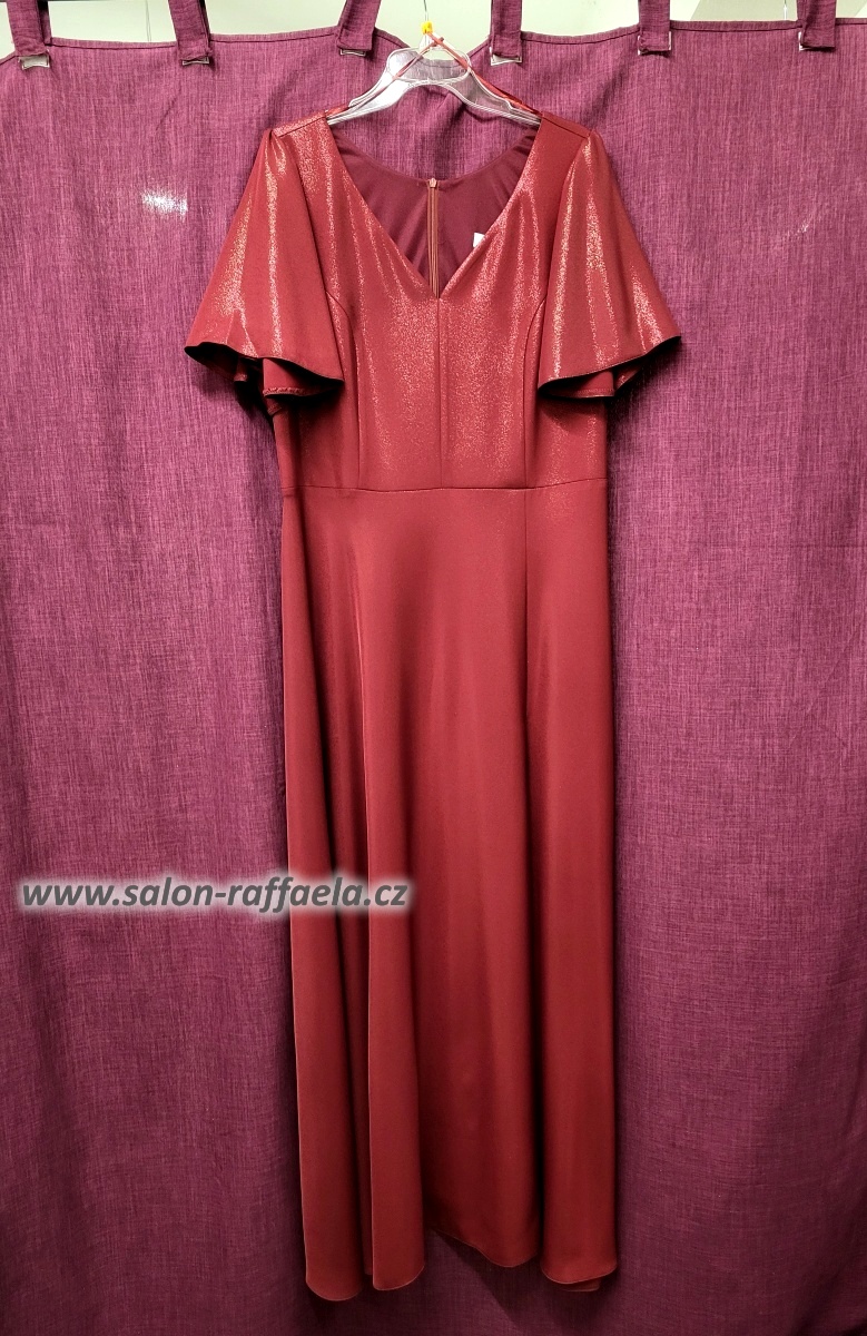Mírně třpytivé vínové šaty Mumbai jednoduchého střihu pro s rukávkem  (vel. 44 a 46)