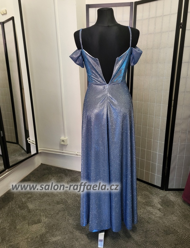 Třpytivé šaty se spadlými rameny a rozparkem Trin III (vel. 34)