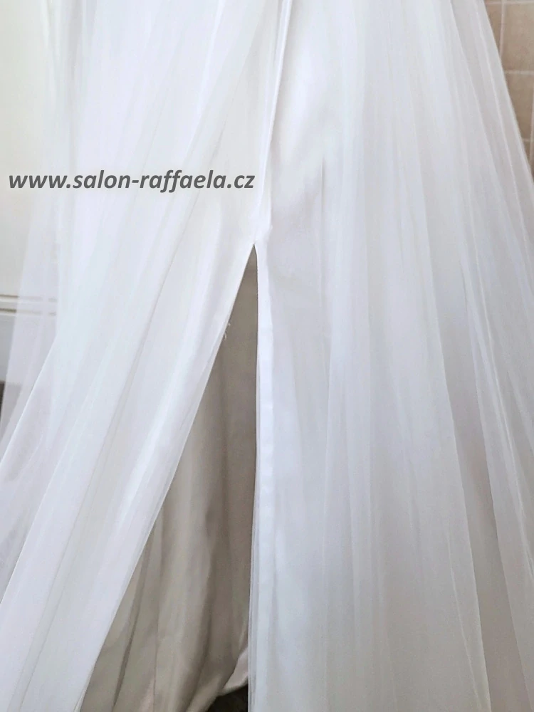 Svatební šaty Lilla s dvojitými ramínky a jemnou tylovou sukní (vel. 38)