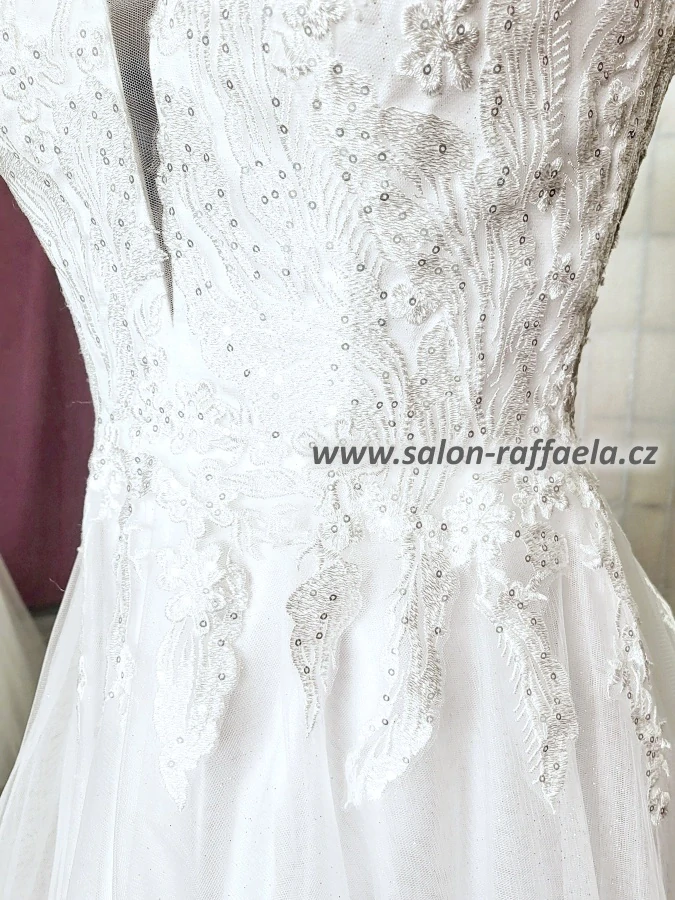 Svatební šaty Lenu s třpytivou sukní s rozparkem (vel. 40)