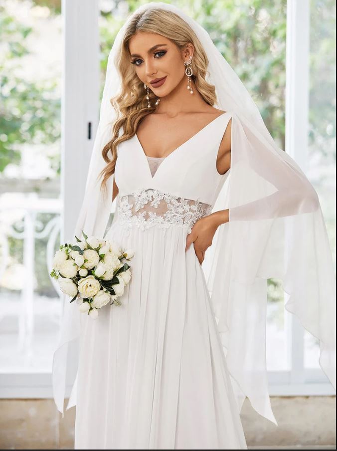 Svatební šaty Dingwall s úžasnými závojíčky na ramenech (vel. 36)
