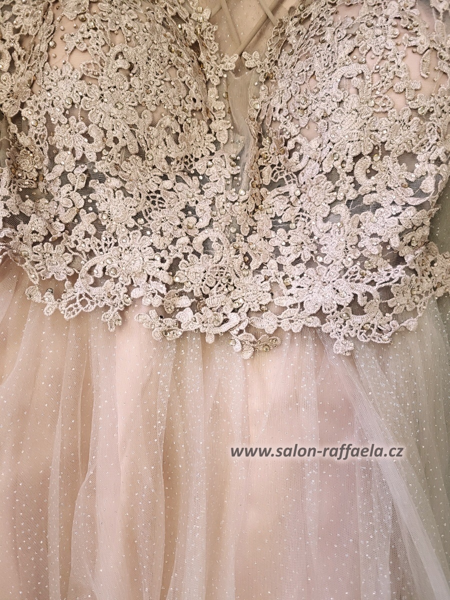 Maturitní šaty s třpytivou tylovou sukní Milagros (vel. 36)