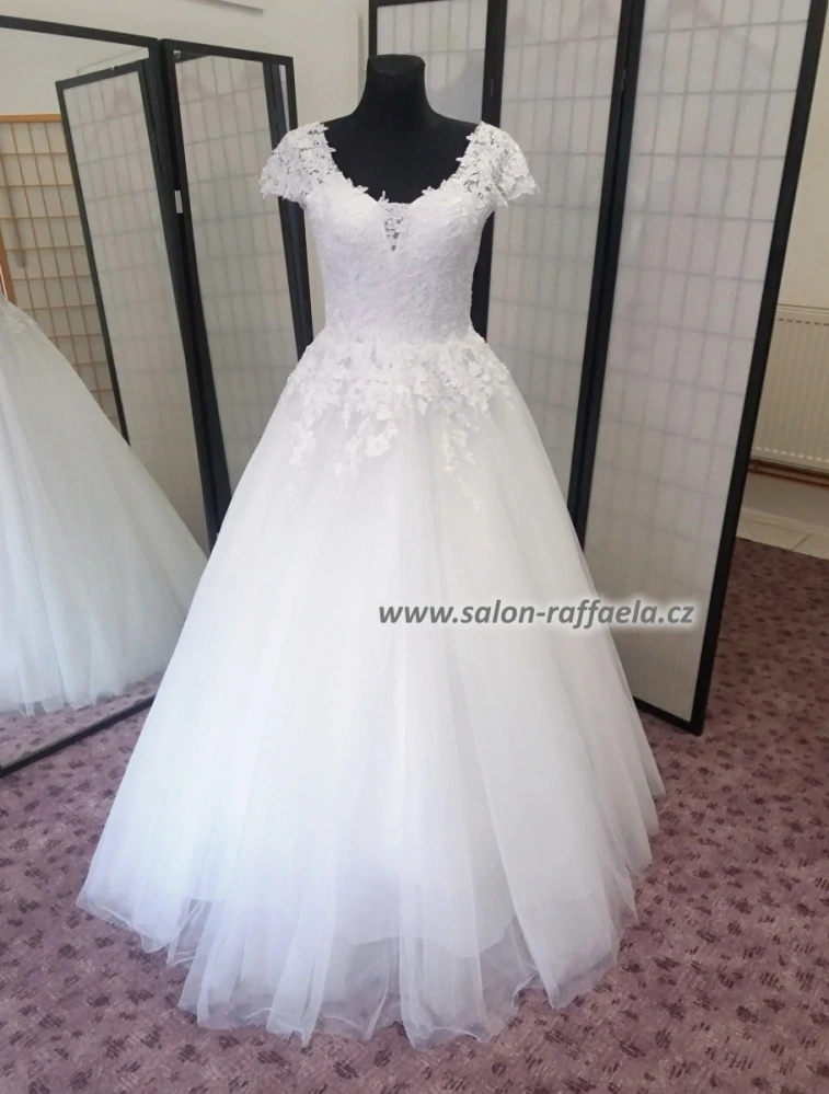 Svatební šaty s tylovou sukní Liverpool a krajkovými rukávky (vel. 44)