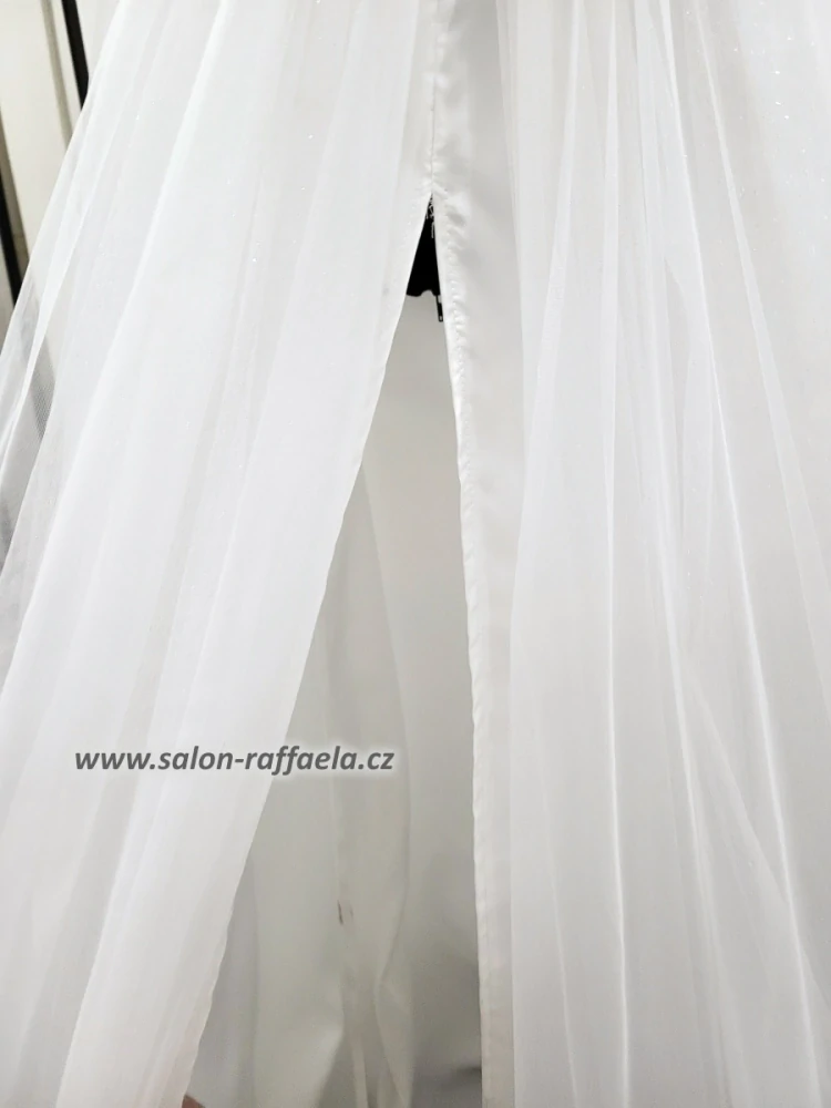 Svatební šaty s odepínacími spadlými ramínky Aktau (vel. 34)