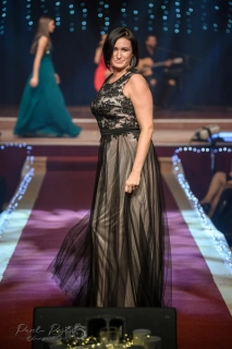 Dvoubarevné šaty s růžovou podšívkou a černou krajkou Lago (vel. 44)