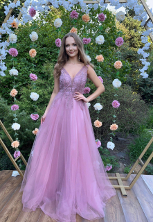 Maturitní tylové šaty Atoka II s krajkovým topem (vel. 36/38)