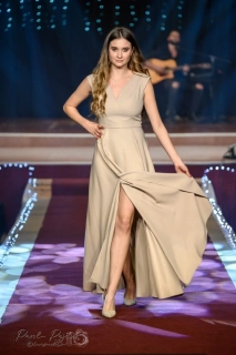 Minimalistické béžové šaty Milton s jemným leskem (vel. 36/S)