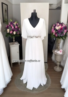 Jednoduché svatební šaty antického střihu s krajkou v pase Lotos II (vel. 48)